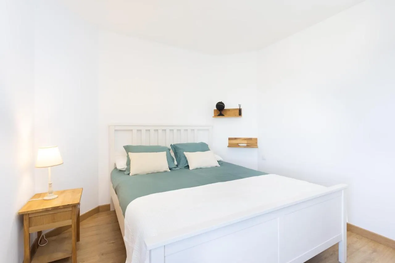 Home2Book Comfy Beachfront Radazul إسبانيا